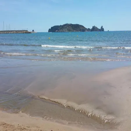 By The With Pool In Spain * 埃斯塔蒂特